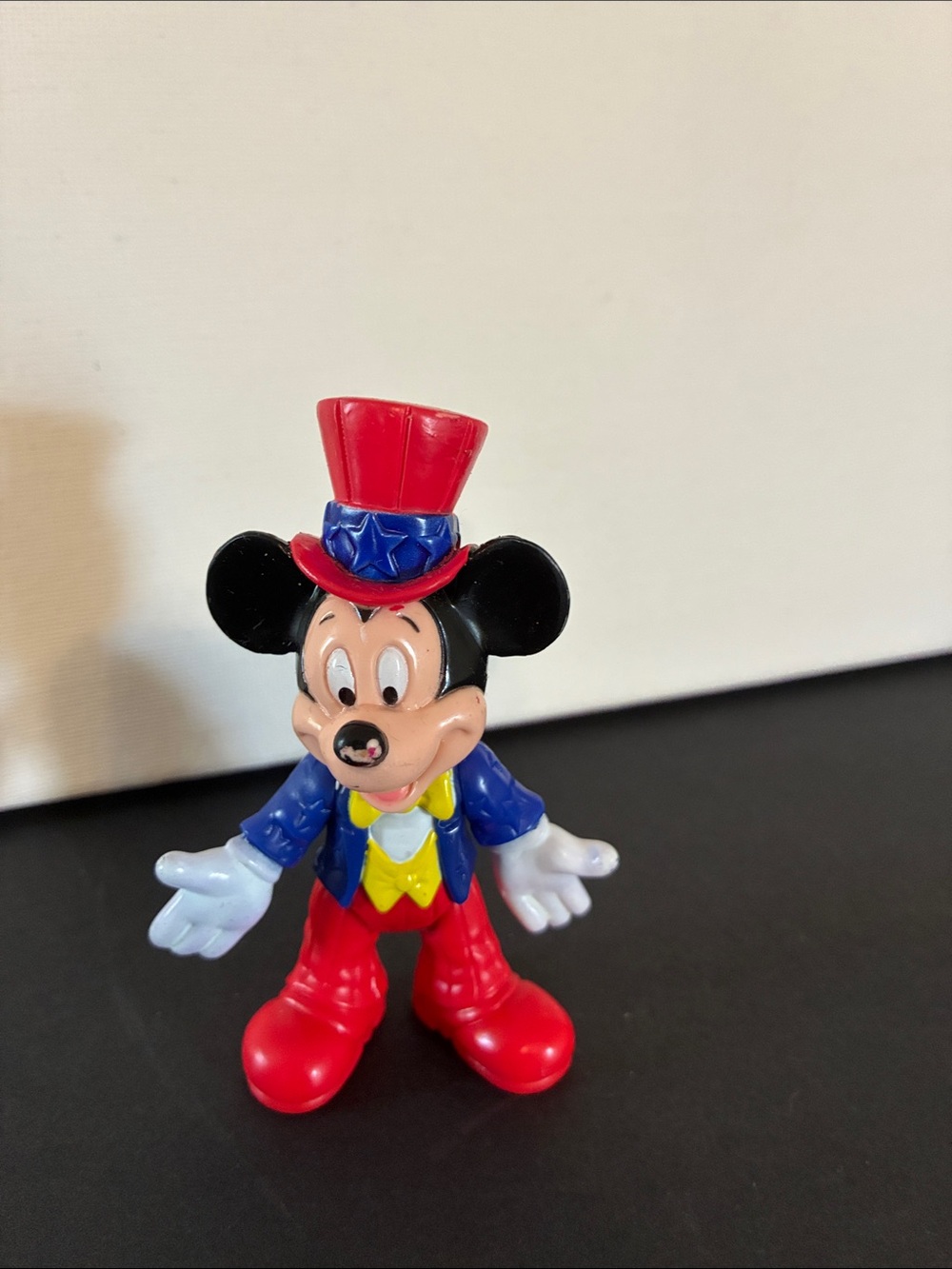 Disney Mickey Mouse Epcot center McDonalds happy meal toy 1993